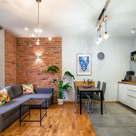 Discover Krakow Apartments - Lubicz St - Loft - Next To Main Station, Ac ภายนอก รูปภาพ