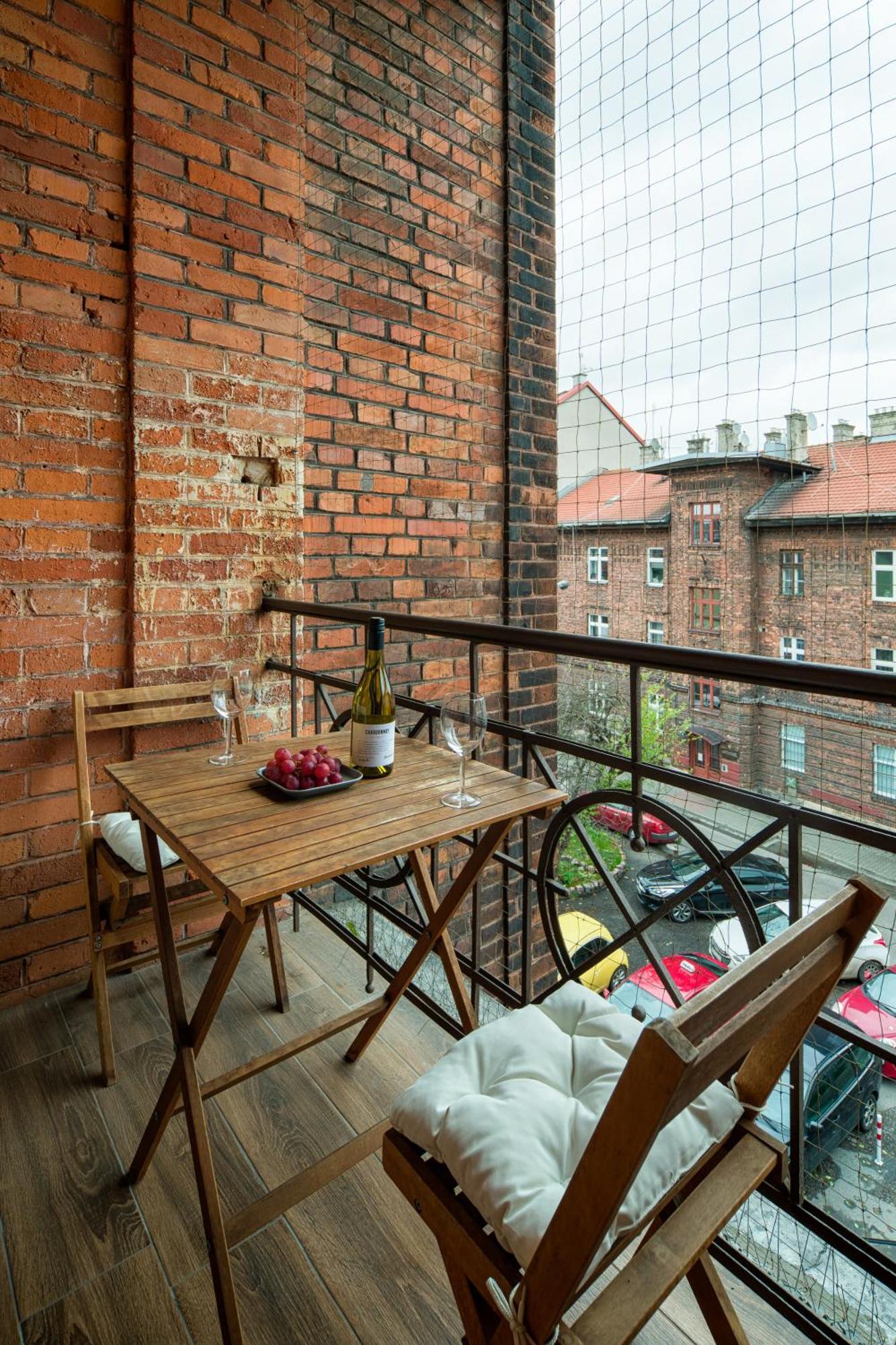 Discover Krakow Apartments - Lubicz St - Loft - Next To Main Station, Ac ภายนอก รูปภาพ