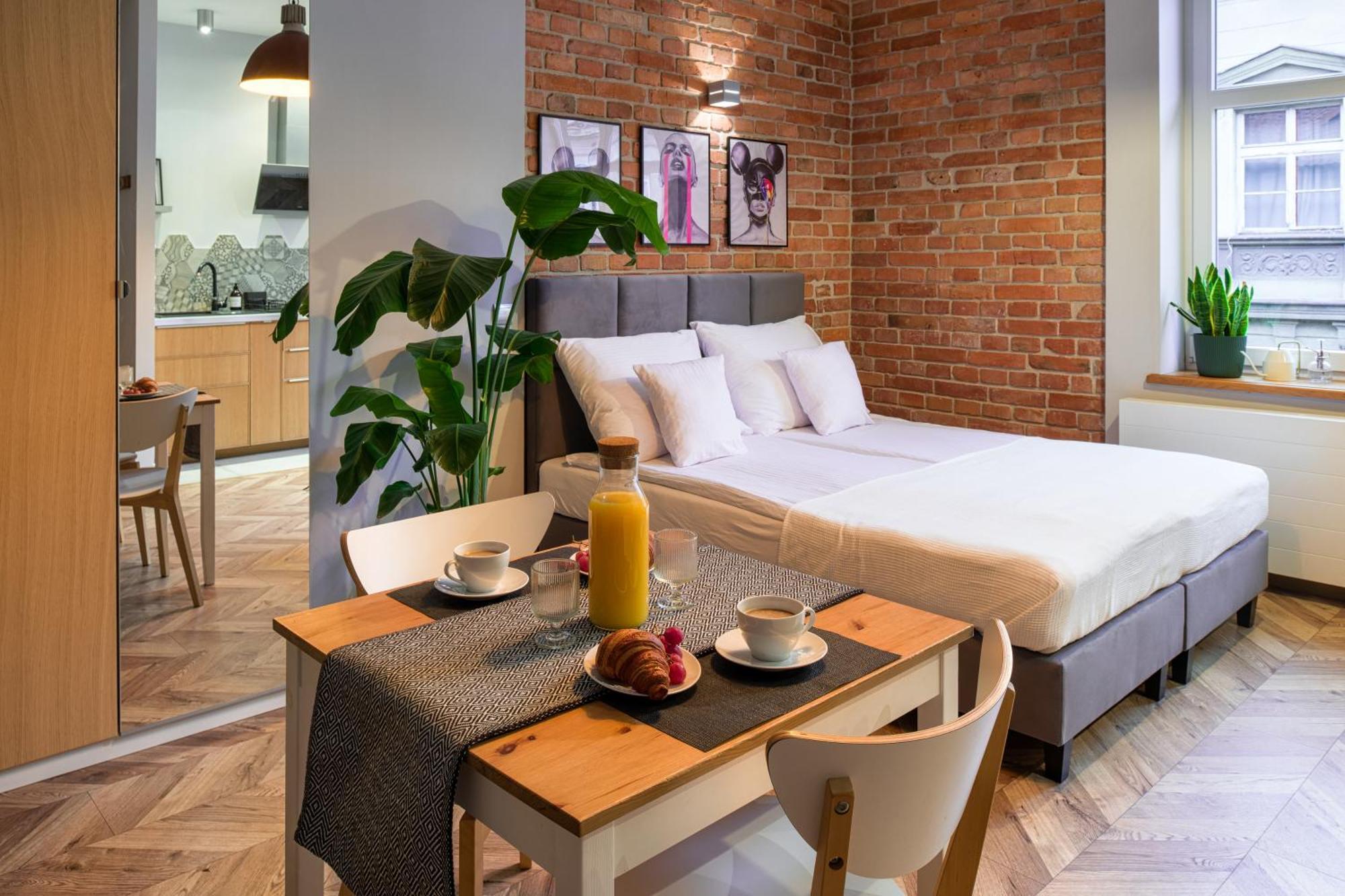 Discover Krakow Apartments - Lubicz St - Loft - Next To Main Station, Ac ภายนอก รูปภาพ