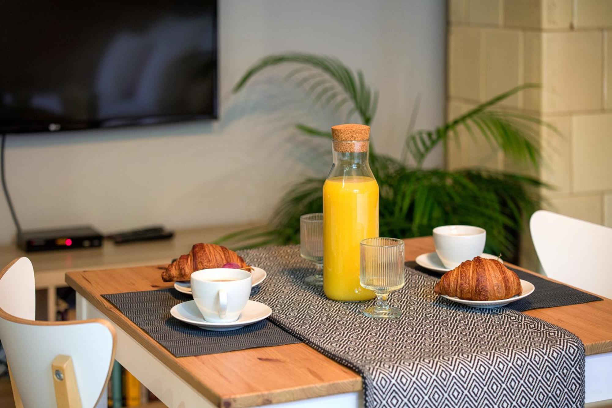 Discover Krakow Apartments - Lubicz St - Loft - Next To Main Station, Ac ภายนอก รูปภาพ